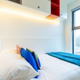 Deluxe Studio - Image 5